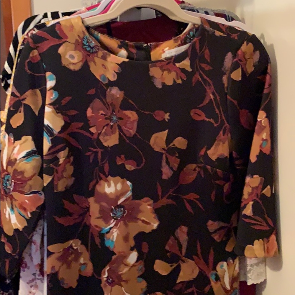 Women’s dress
